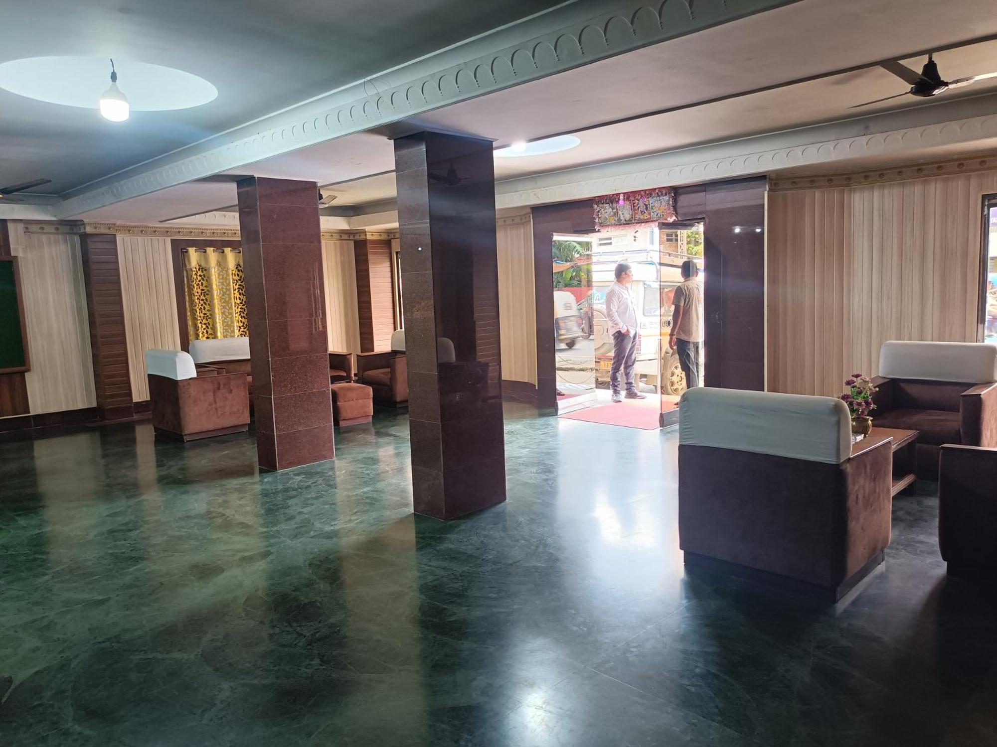 Hotel Sudakshina By Roh Silchar Esterno foto