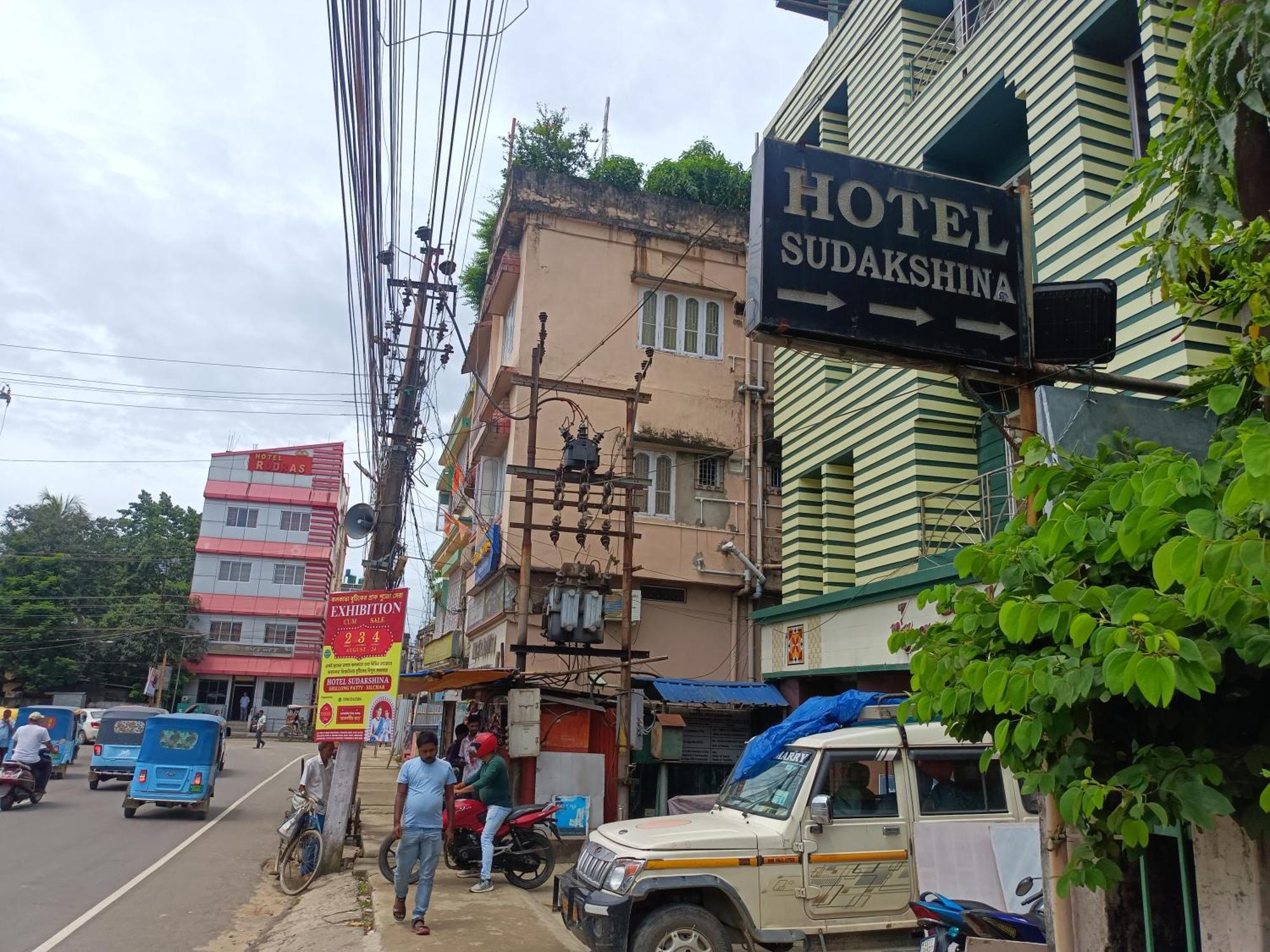 Hotel Sudakshina By Roh Silchar Esterno foto