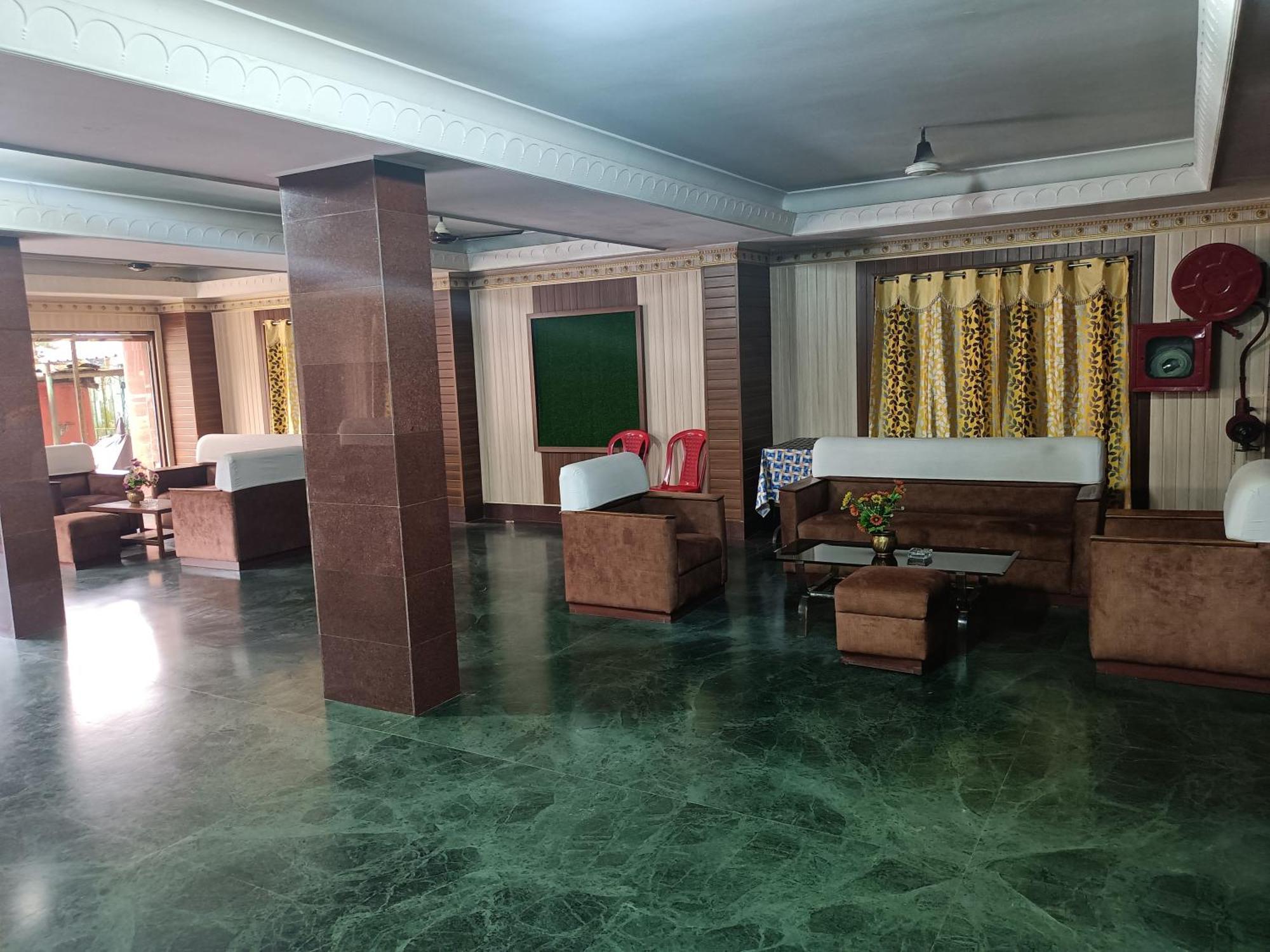 Hotel Sudakshina By Roh Silchar Esterno foto