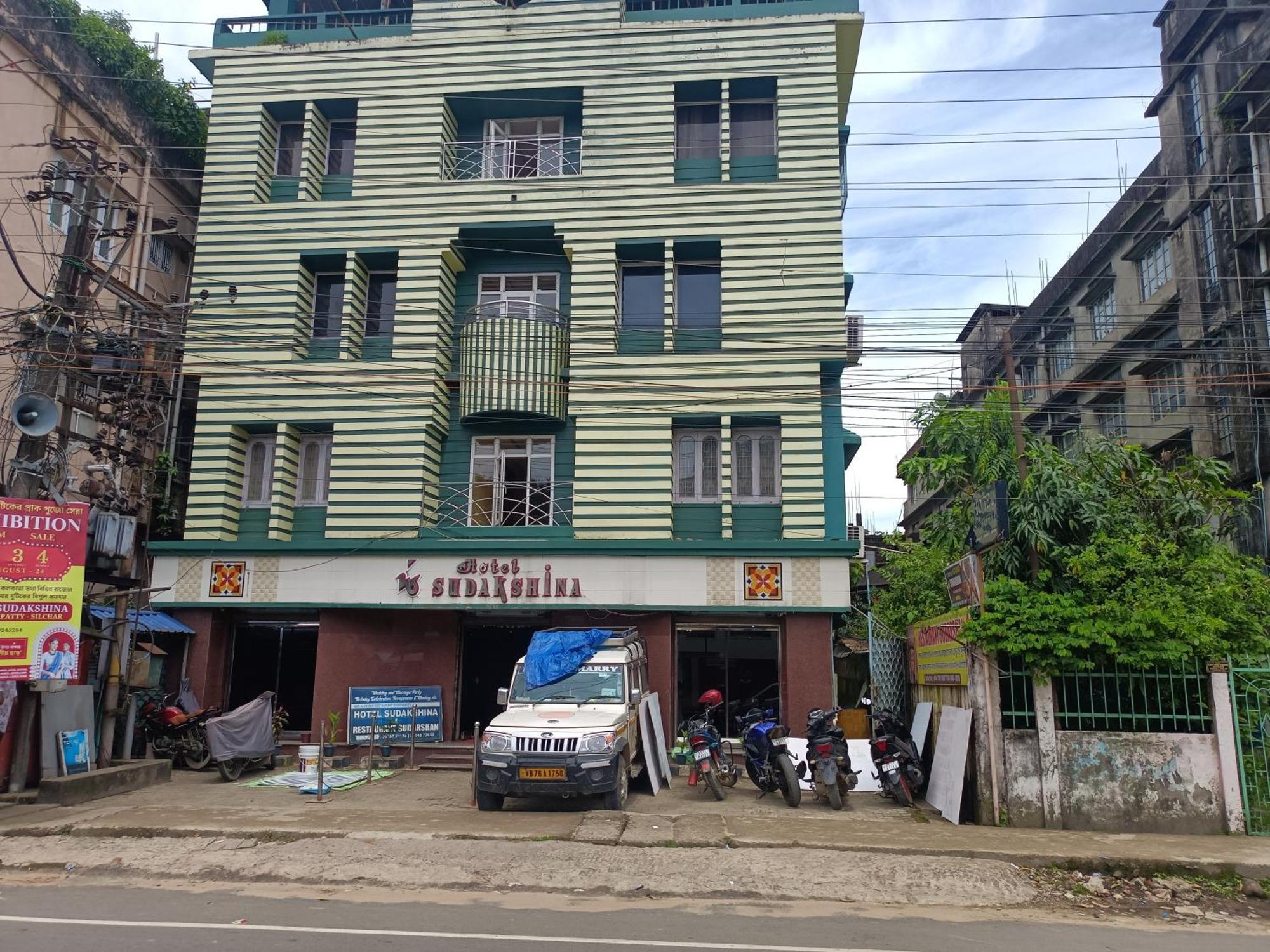 Hotel Sudakshina By Roh Silchar Esterno foto