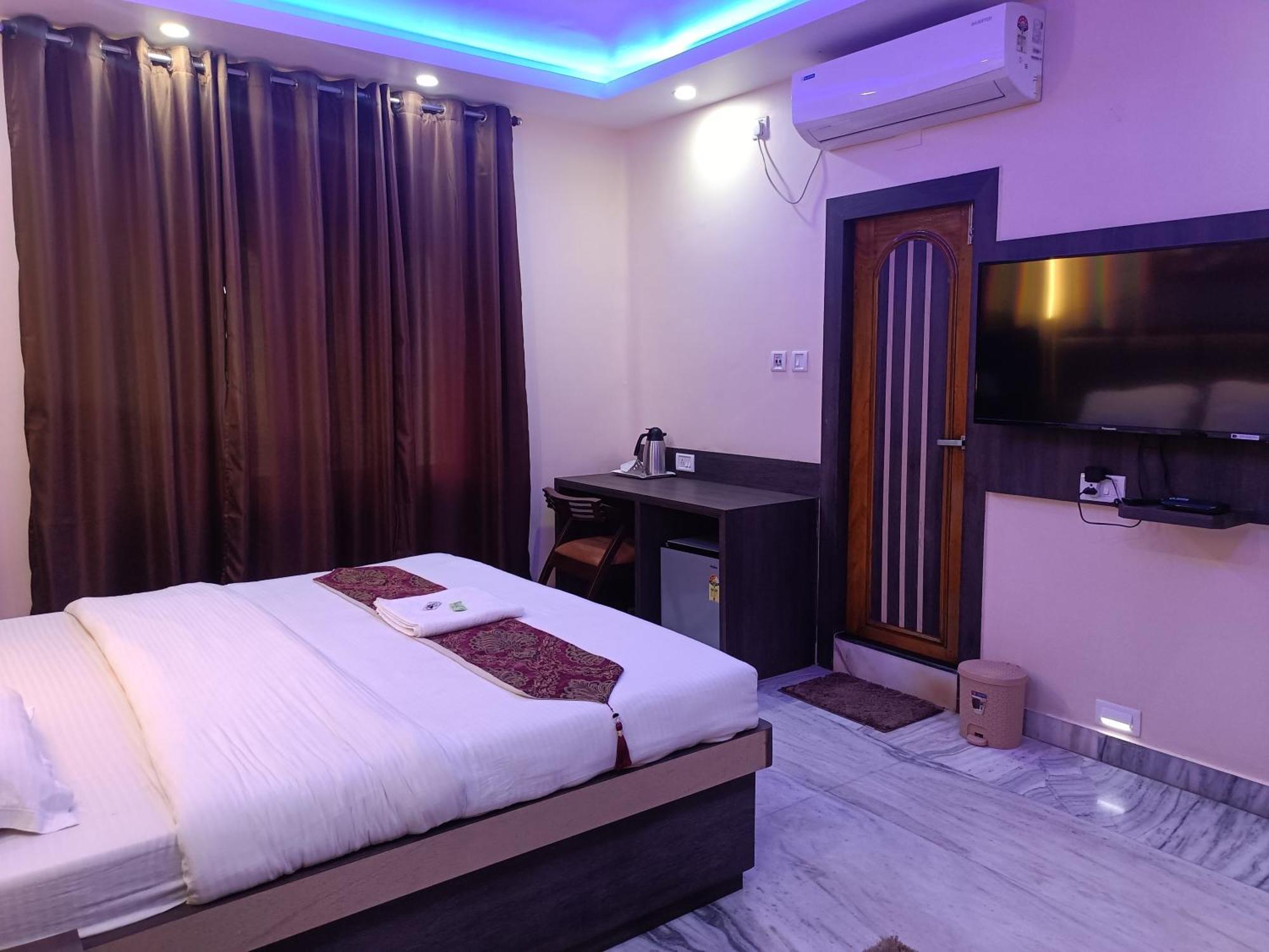 Hotel Sudakshina By Roh Silchar Esterno foto