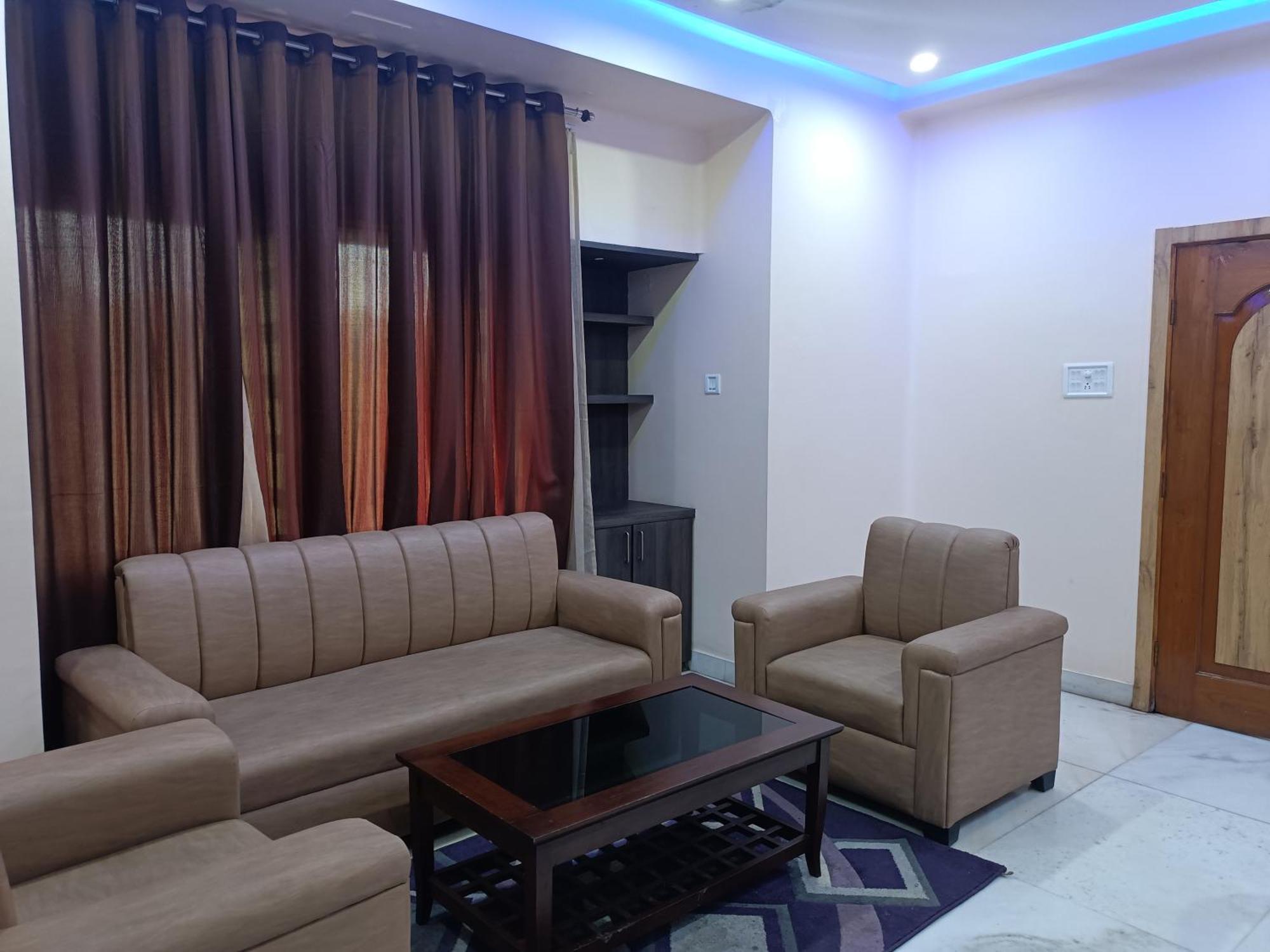Hotel Sudakshina By Roh Silchar Esterno foto