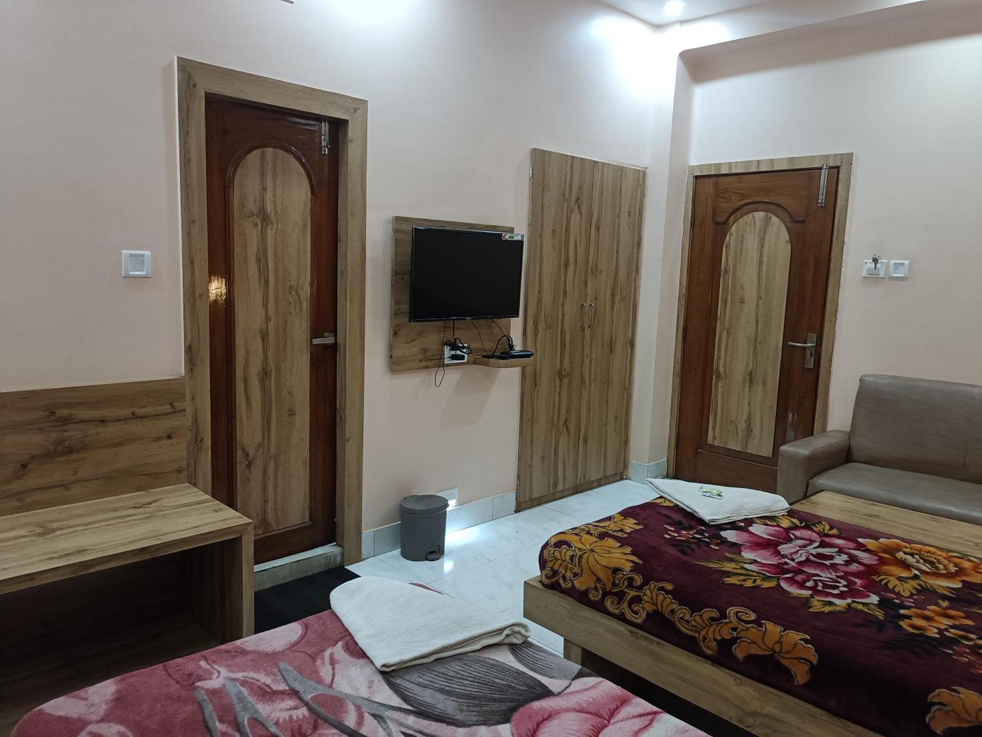 Hotel Sudakshina By Roh Silchar Esterno foto
